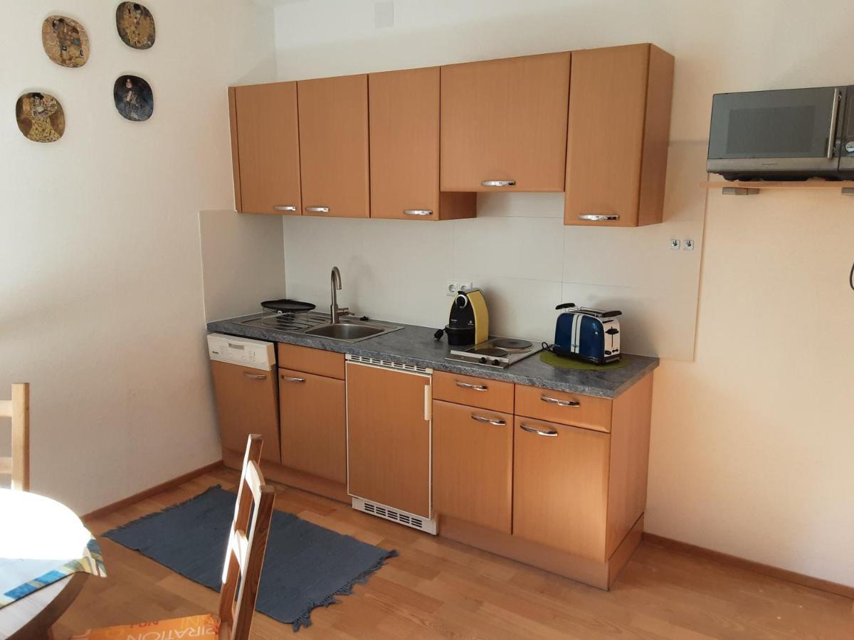 Apartment - Ferienwohnung 2 Treffen Am Ossiachersee Eksteriør billede