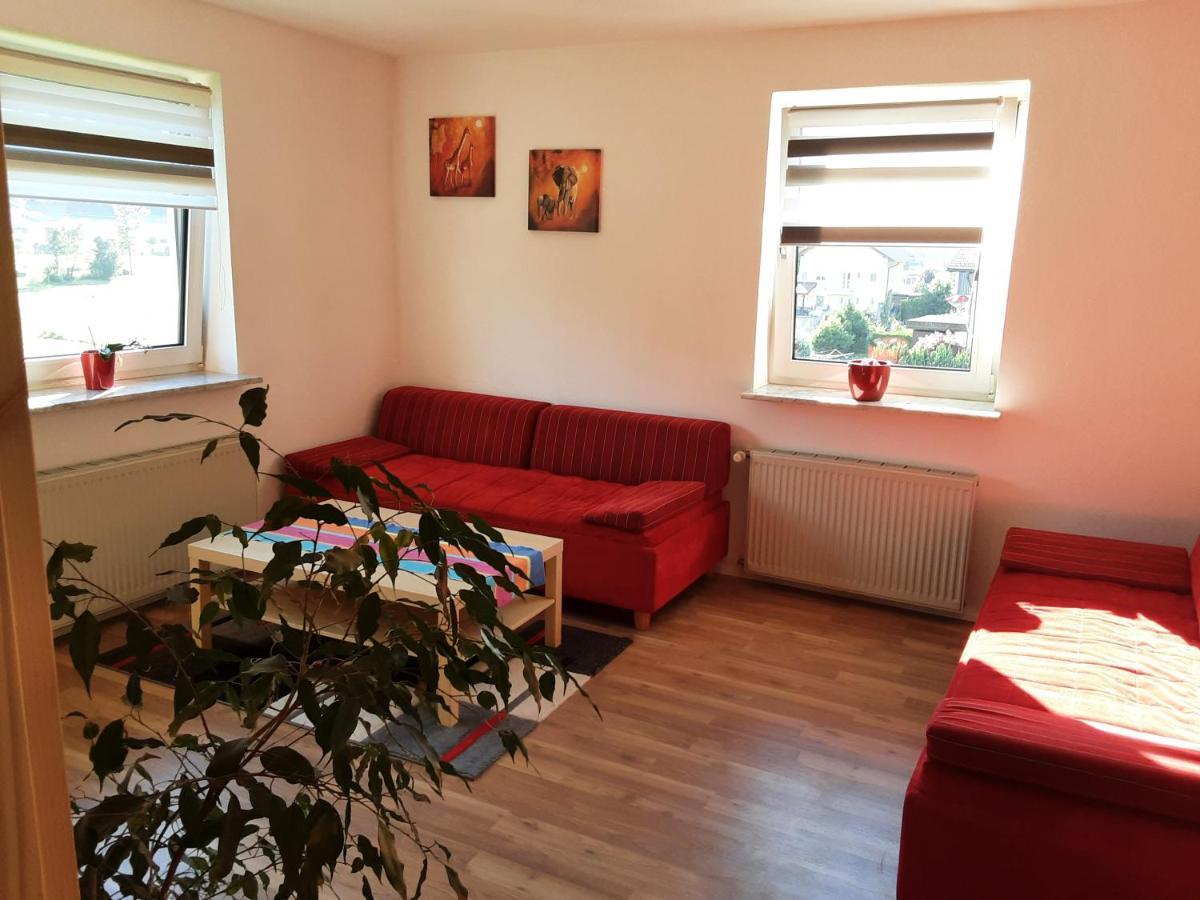 Apartment - Ferienwohnung 2 Treffen Am Ossiachersee Eksteriør billede